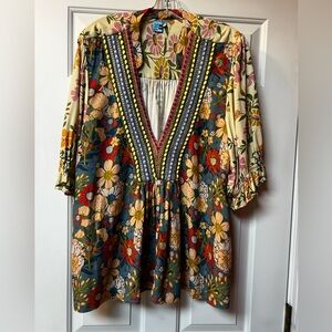 Boho Floral V-Neck Women’s Top in Teal and Cream